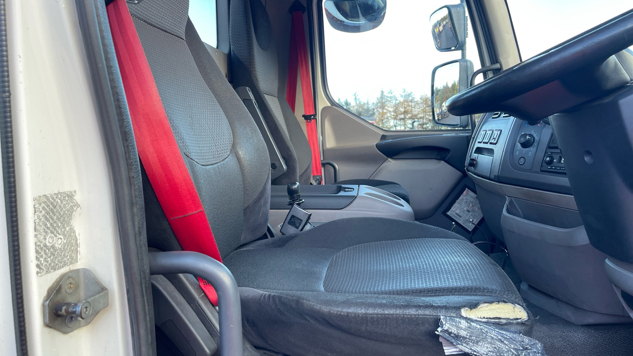 DAF LF 230 - Грузовик бортовой/ Платформа: фото 5 DAF LF 230 - Грузовик бортовой/ Платформа: фото 5