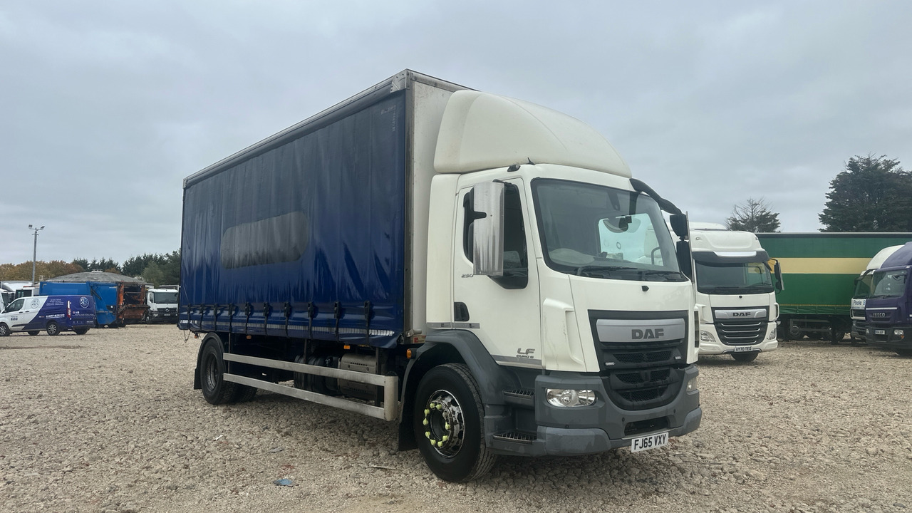 DAF LF 250 - Тентованный грузовик: фото 1 DAF LF 250 - Тентованный грузовик: фото 1