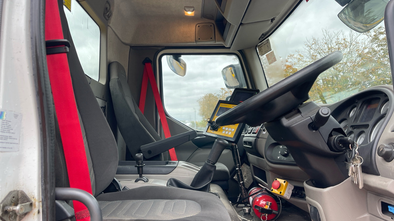 DAF LF 55.220 - Снегоуборочная машина: фото 5 DAF LF 55.220 - Снегоуборочная машина: фото 5