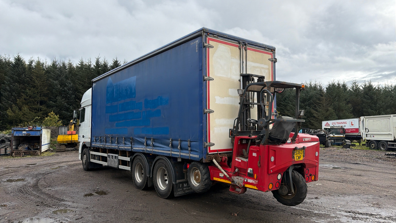 DAF XF 105.510 - Тентованный грузовик: фото 3 DAF XF 105.510 - Тентованный грузовик: фото 3