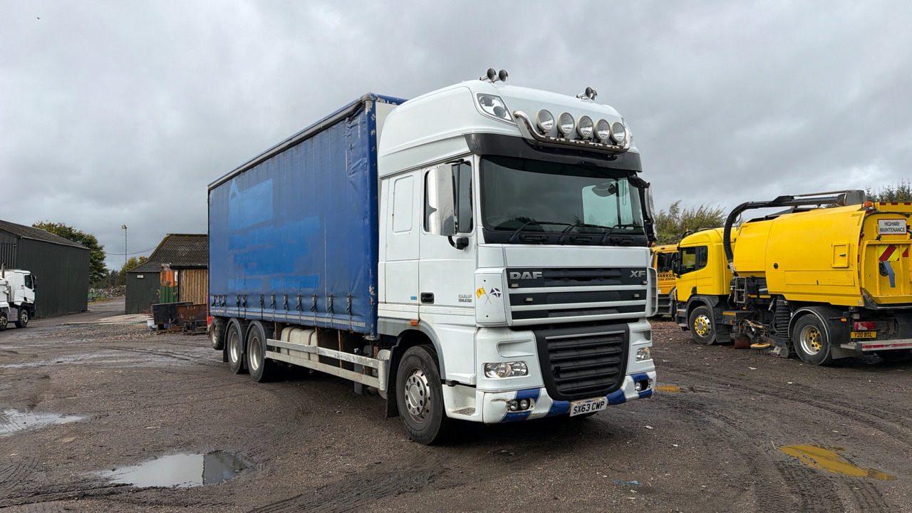 DAF XF 105.510 - Тентованный грузовик: фото 1 DAF XF 105.510 - Тентованный грузовик: фото 1