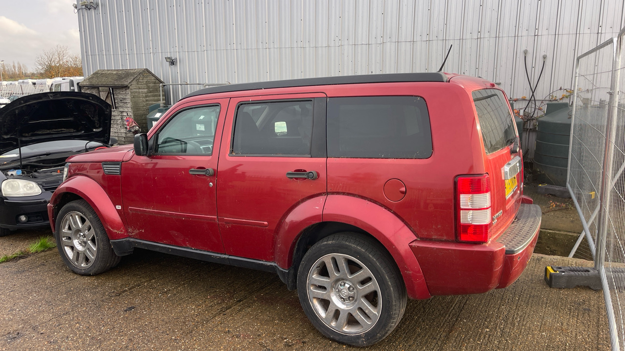 DODGE NITRO SXT - Универсал: фото 4 DODGE NITRO SXT - Универсал: фото 4