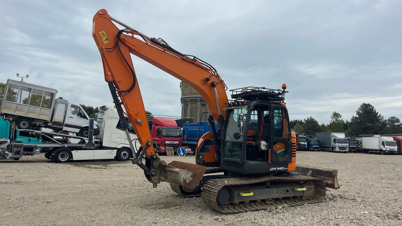 DOOSAN DX140LCR-5 - Гусеничный экскаватор: фото 2 DOOSAN DX140LCR-5 - Гусеничный экскаватор: фото 2