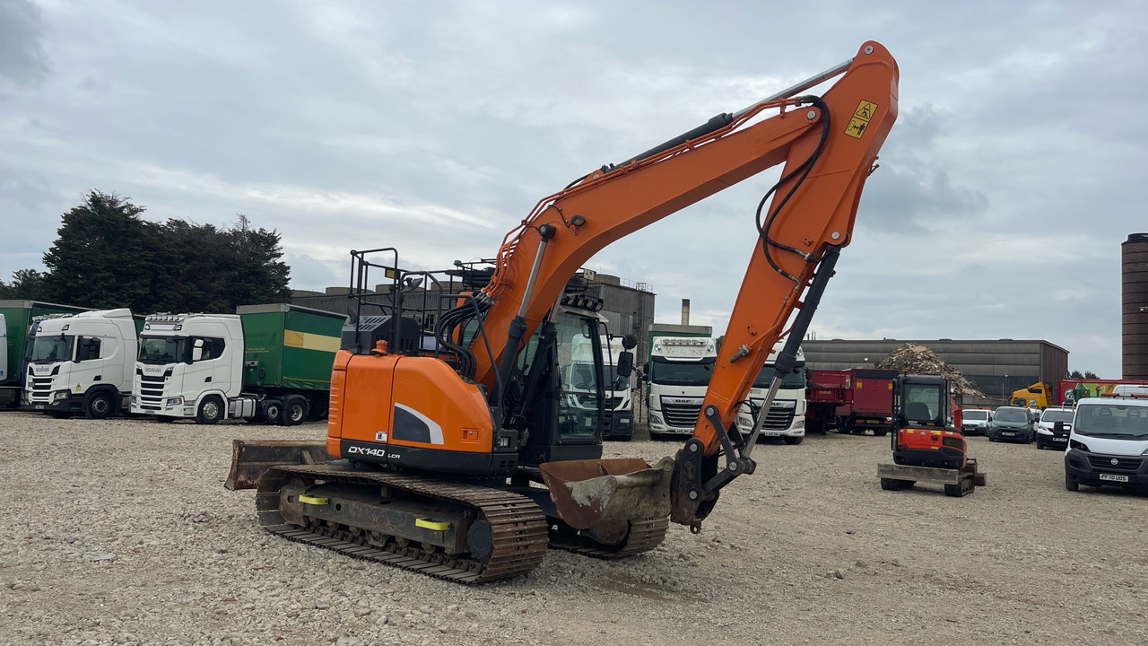 DOOSAN DX140LCR-5 - Гусеничный экскаватор: фото 1 DOOSAN DX140LCR-5 - Гусеничный экскаватор: фото 1