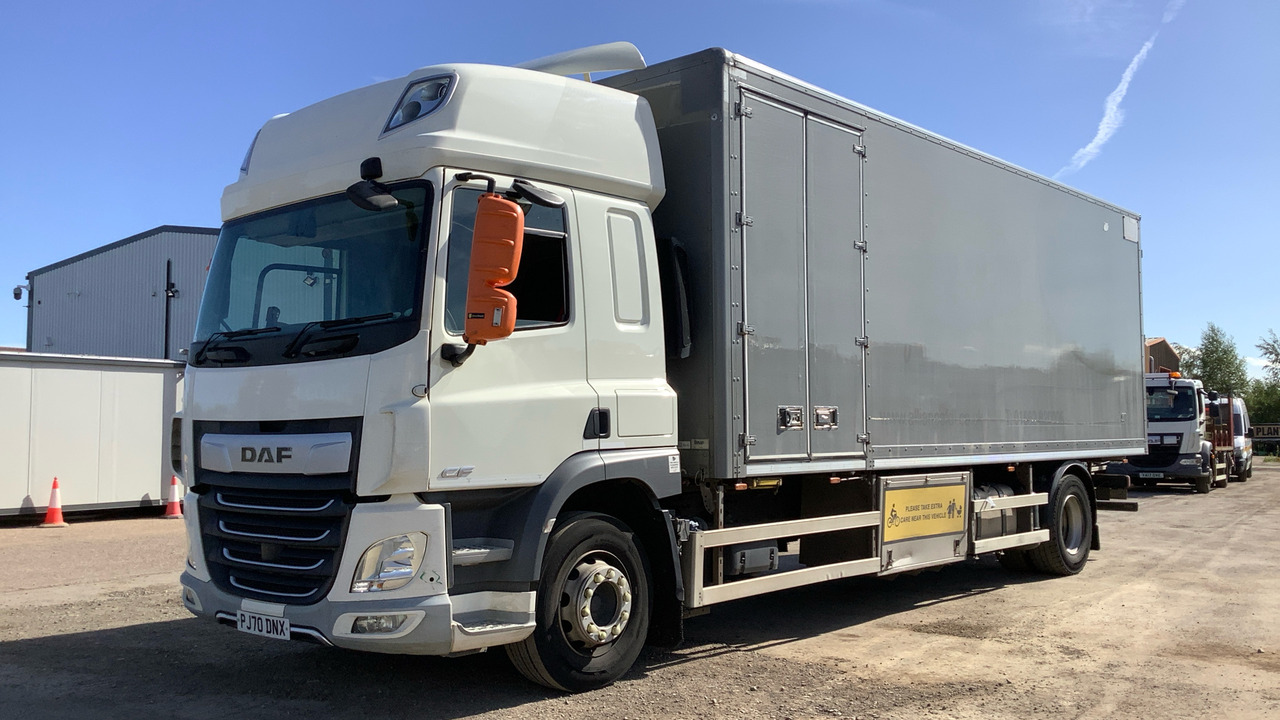 Daf CF 370 - Грузовик с закрытым кузовом: фото 2 Daf CF 370 - Грузовик с закрытым кузовом: фото 2