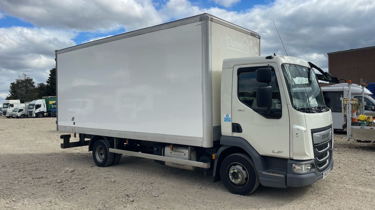 Daf LF 180 - Грузовик с закрытым кузовом: фото 1 Daf LF 180 - Грузовик с закрытым кузовом: фото 1