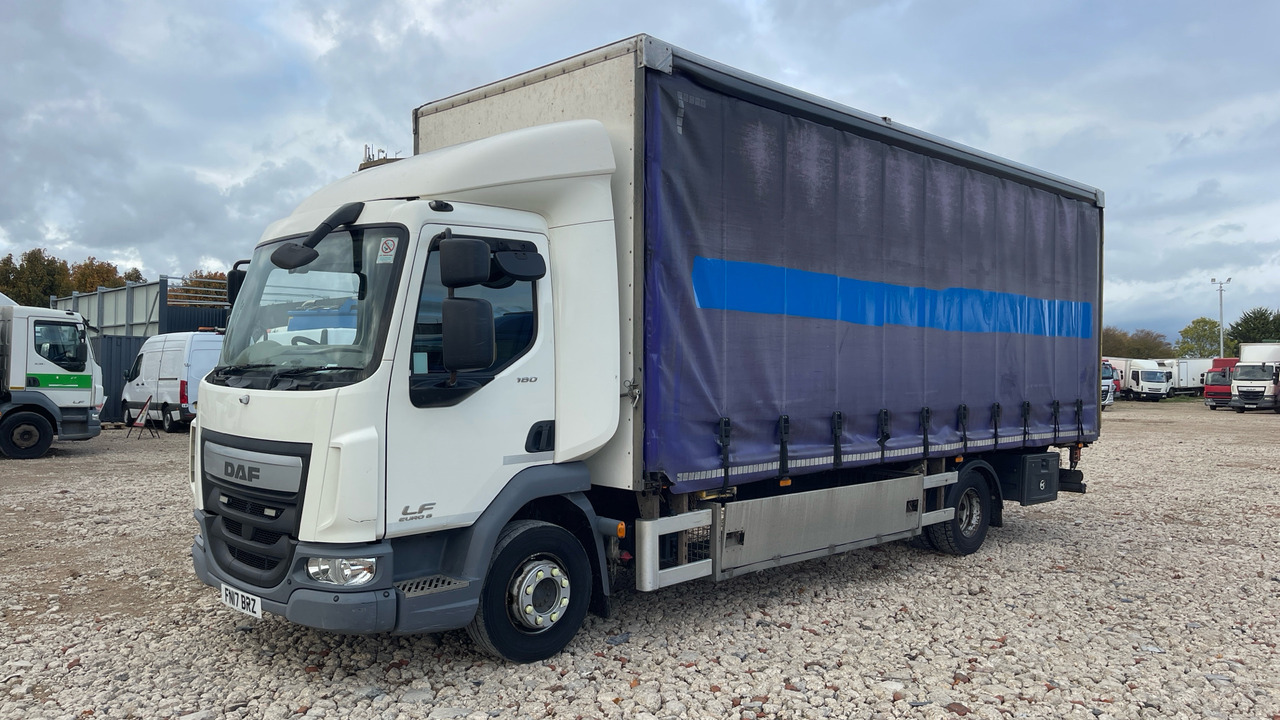 Daf LF 180 - Тентованный грузовик: фото 2 Daf LF 180 - Тентованный грузовик: фото 2