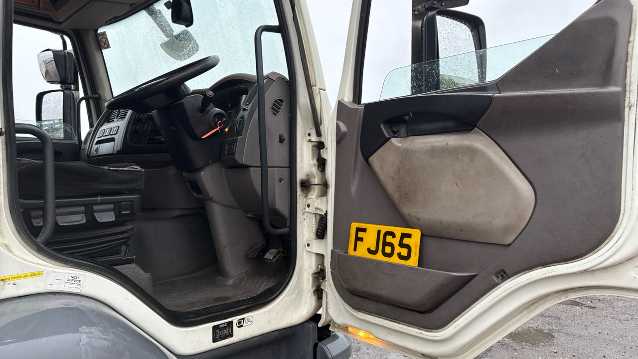Daf LF 250 - Тентованный грузовик: фото 5 Daf LF 250 - Тентованный грузовик: фото 5