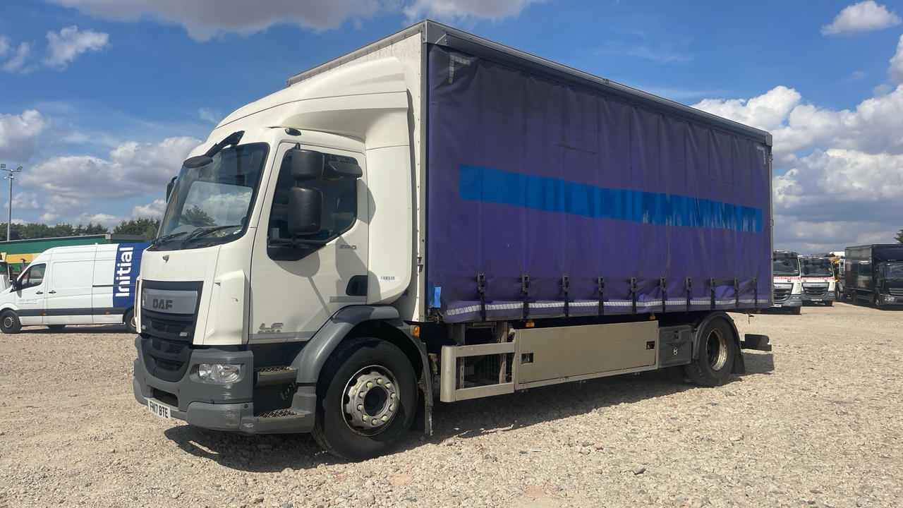 Daf LF 260 - Тентованный грузовик: фото 2 Daf LF 260 - Тентованный грузовик: фото 2