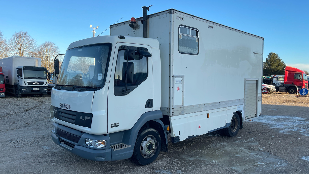 Daf LF 45.150 - Грузовик с закрытым кузовом: фото 2 Daf LF 45.150 - Грузовик с закрытым кузовом: фото 2
