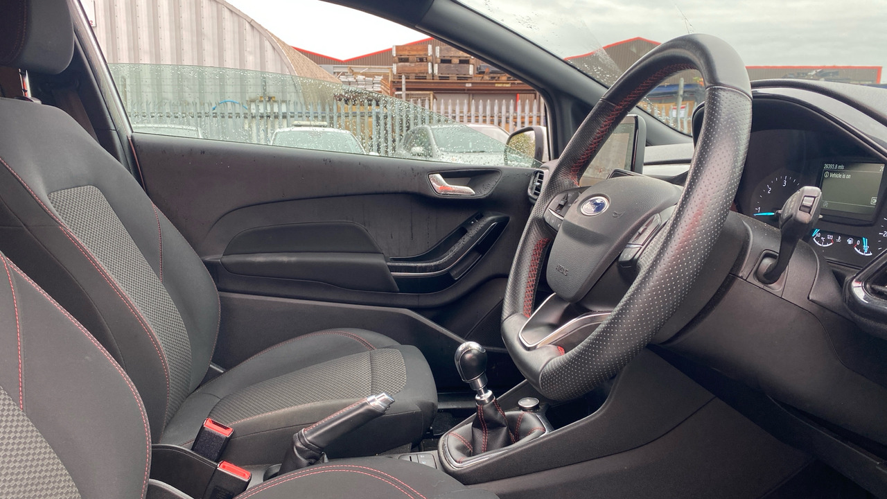 FORD FIESTA 1.5 TDCI 85PS - Легковой автомобиль: фото 5 FORD FIESTA 1.5 TDCI 85PS - Легковой автомобиль: фото 5