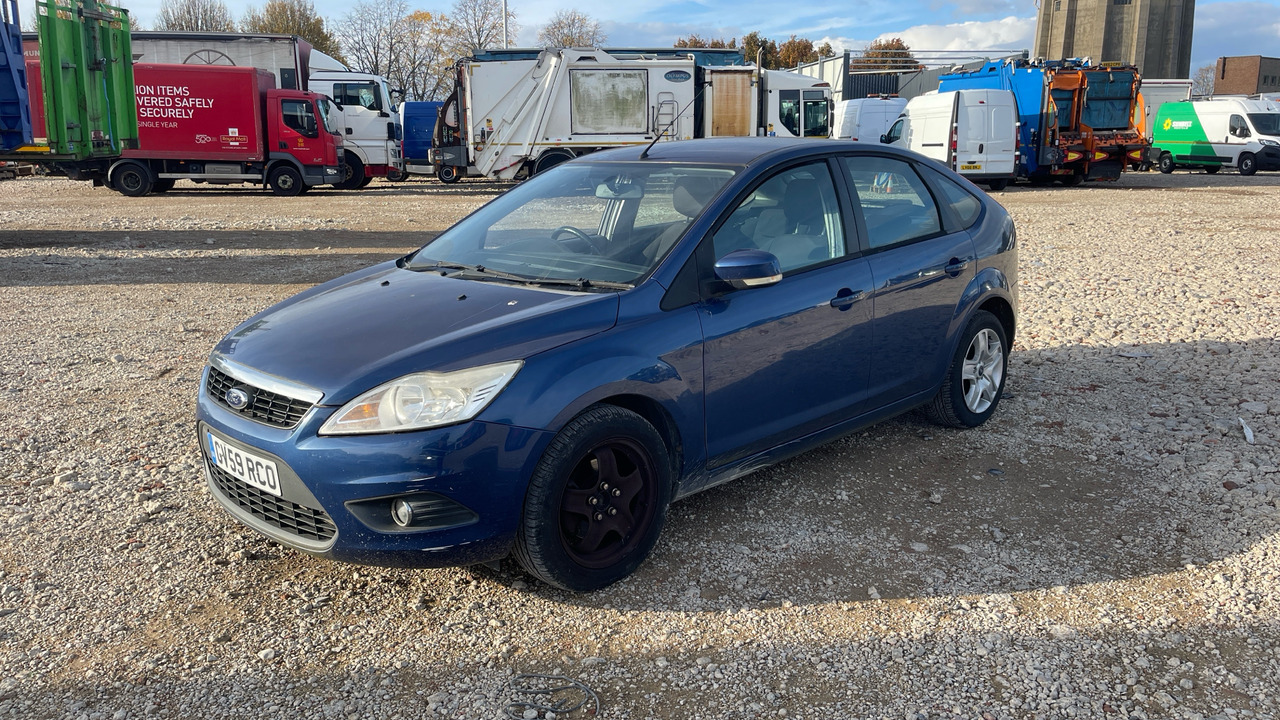 FORD FOCUS 1.6 TDCI - Хэтчбек: фото 2 FORD FOCUS 1.6 TDCI - Хэтчбек: фото 2