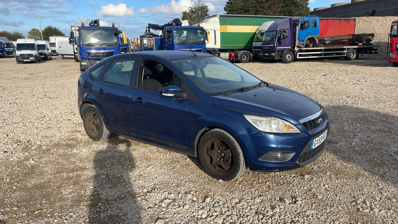 FORD FOCUS 1.6 TDCI - Хэтчбек: фото 1 FORD FOCUS 1.6 TDCI - Хэтчбек: фото 1