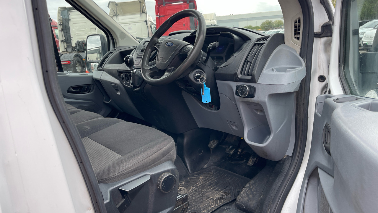 FORD TRANSIT 350 2.0 TDCI 130PS - Малотоннажный бортовой грузовик: фото 5 FORD TRANSIT 350 2.0 TDCI 130PS - Малотоннажный бортовой грузовик: фото 5