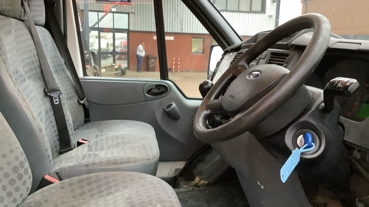 FORD TRANSIT T350 TDCI 125PS - Малотоннажный самосвал: фото 5 FORD TRANSIT T350 TDCI 125PS - Малотоннажный самосвал: фото 5