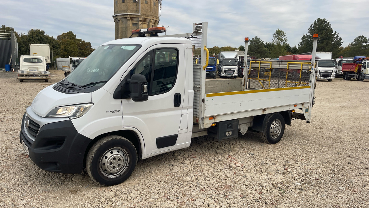 Fiat Ducato 35 2.3 Multijet 130PS - Малотоннажный бортовой грузовик: фото 2 Fiat Ducato 35 2.3 Multijet 130PS - Малотоннажный бортовой грузовик: фото 2