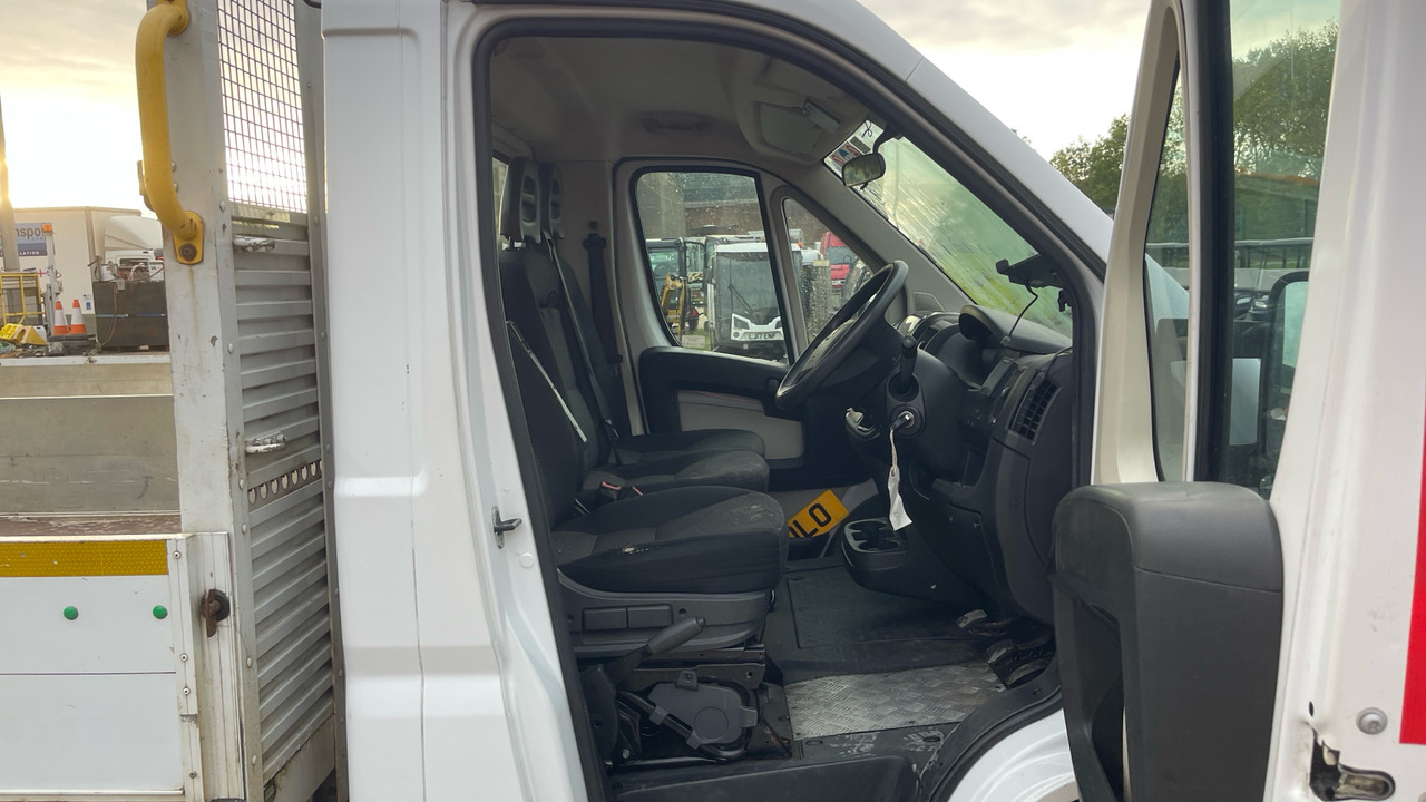 Fiat Ducato 35 2.3 Multijet 130PS - Малотоннажный бортовой грузовик: фото 5 Fiat Ducato 35 2.3 Multijet 130PS - Малотоннажный бортовой грузовик: фото 5