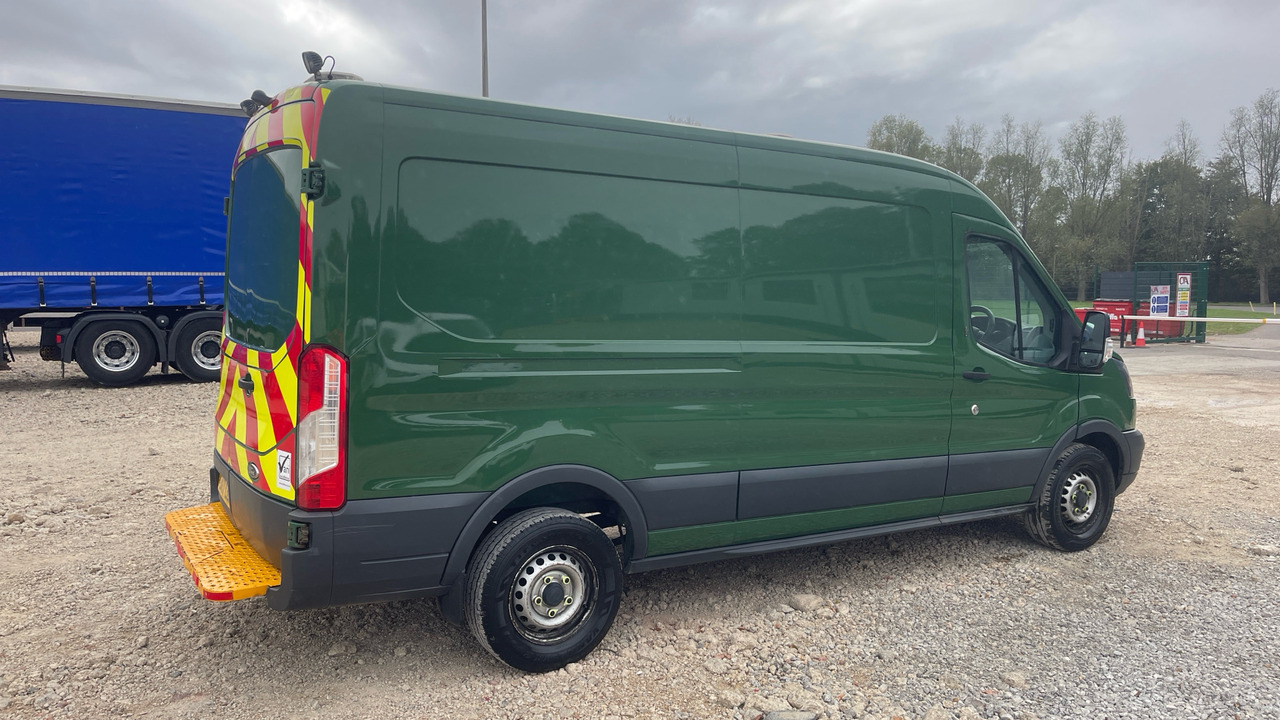 Ford Transit 350 2.0 TDCi 130ps - Цельнометаллический фургон: фото 4 Ford Transit 350 2.0 TDCi 130ps - Цельнометаллический фургон: фото 4