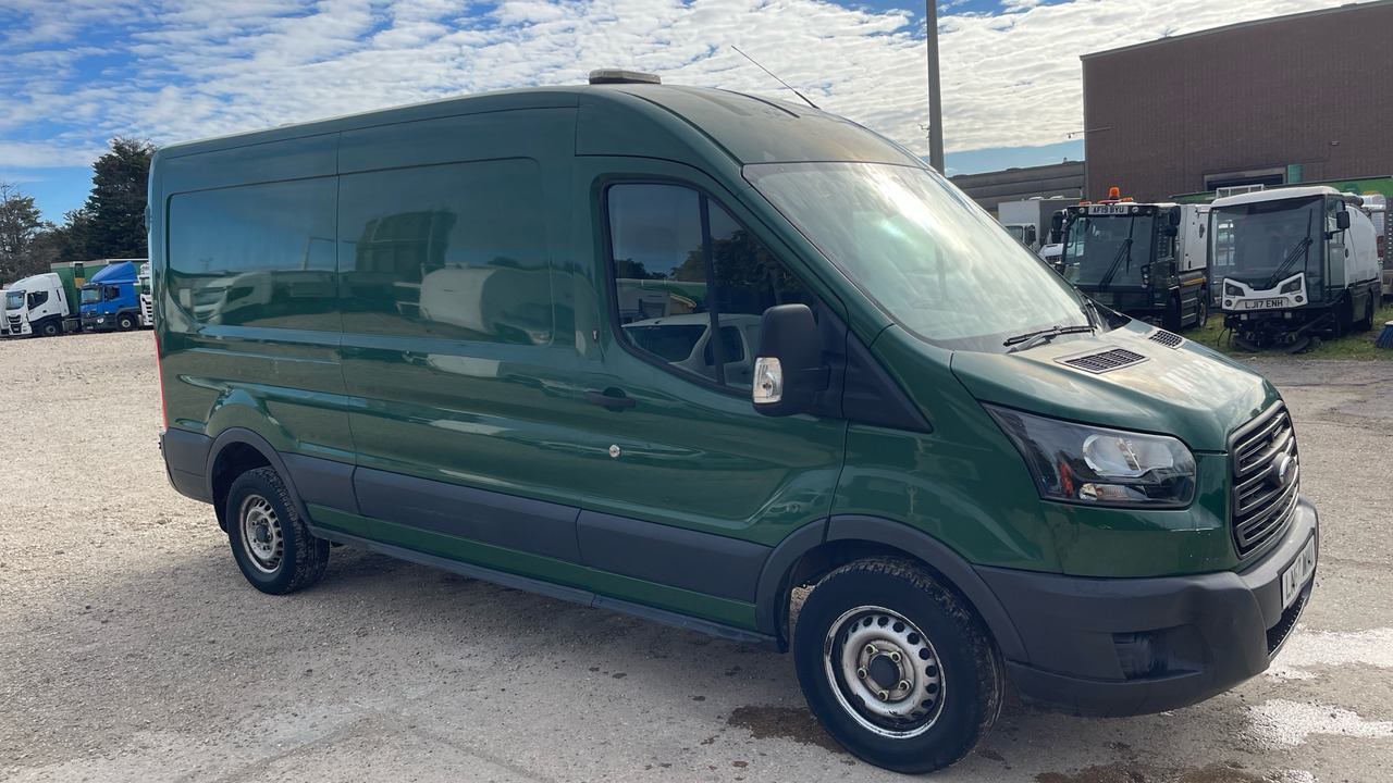 Ford Transit 350 2.0 TDCi 130ps - Цельнометаллический фургон: фото 1 Ford Transit 350 2.0 TDCi 130ps - Цельнометаллический фургон: фото 1