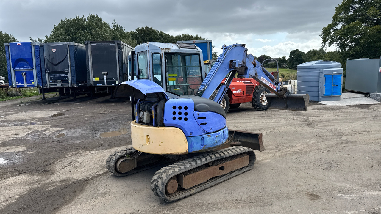 Hitachi EX40UR-3 - Мини-экскаватор: фото 4 Hitachi EX40UR-3 - Мини-экскаватор: фото 4