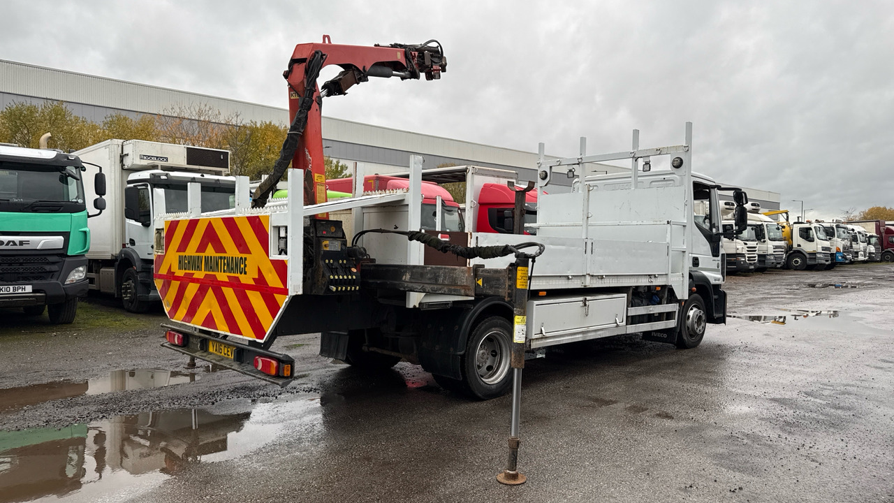 IVECO EUROCARGO 120-190 - Грузовик бортовой/ Платформа, Автоманипулятор: фото 4 IVECO EUROCARGO 120-190 - Грузовик бортовой/ Платформа, Автоманипулятор: фото 4