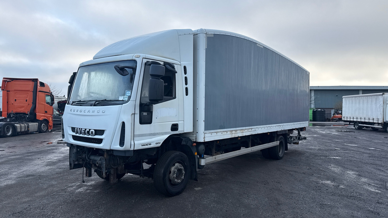 IVECO EUROCARGO 140E18 - Грузовик с закрытым кузовом: фото 2 IVECO EUROCARGO 140E18 - Грузовик с закрытым кузовом: фото 2