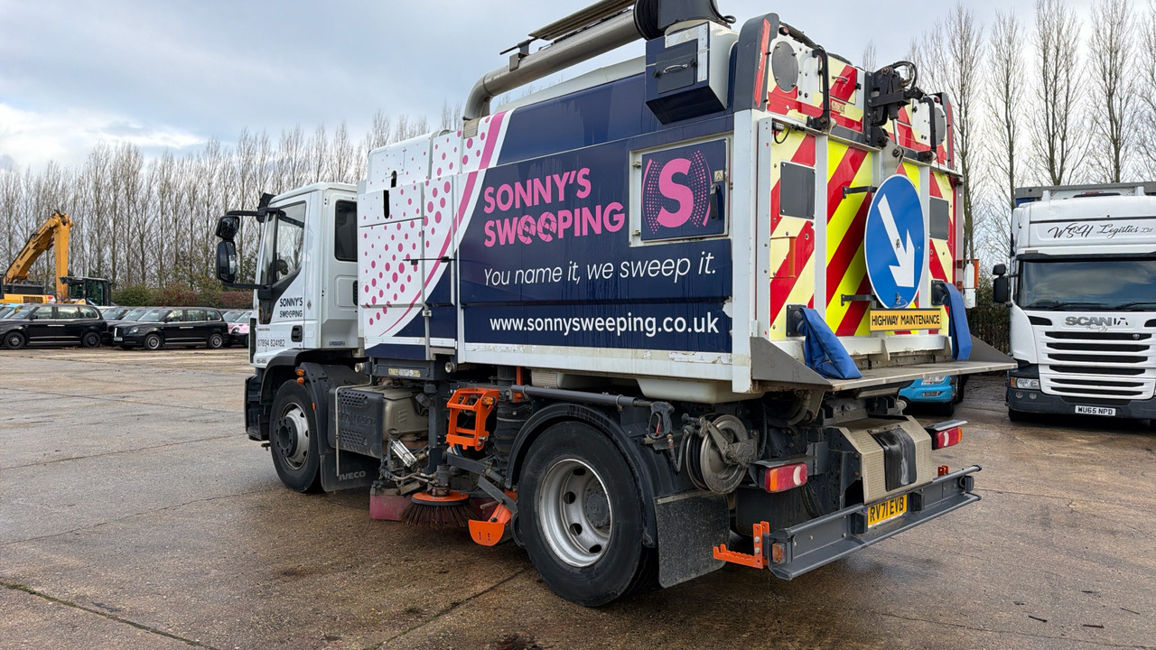 IVECO EUROCARGO 150-250 - Подметально-уборочная машина: фото 3 IVECO EUROCARGO 150-250 - Подметально-уборочная машина: фото 3