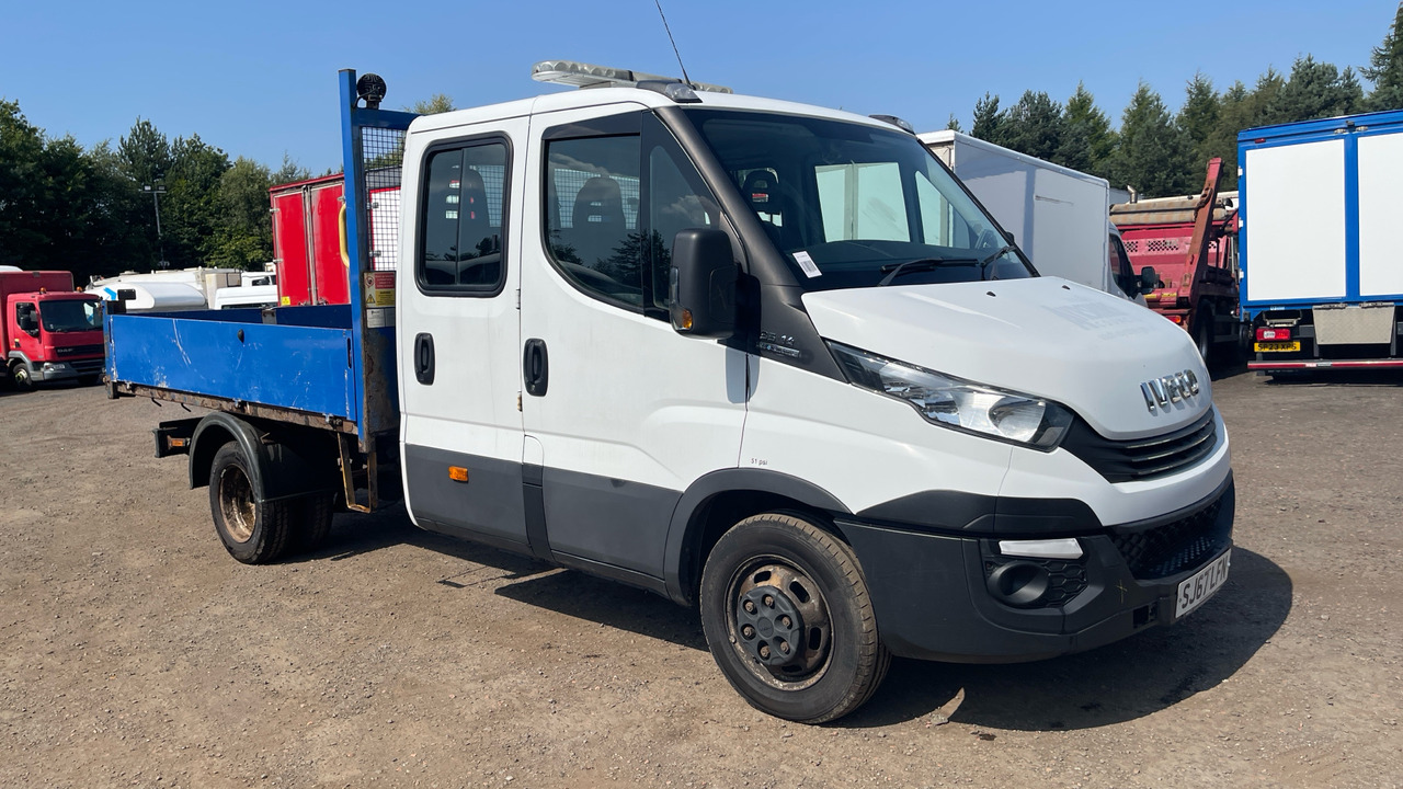 Iveco Daily 2.3 35-140 3750 WB - Малотоннажный самосвал: фото 1 Iveco Daily 2.3 35-140 3750 WB - Малотоннажный самосвал: фото 1