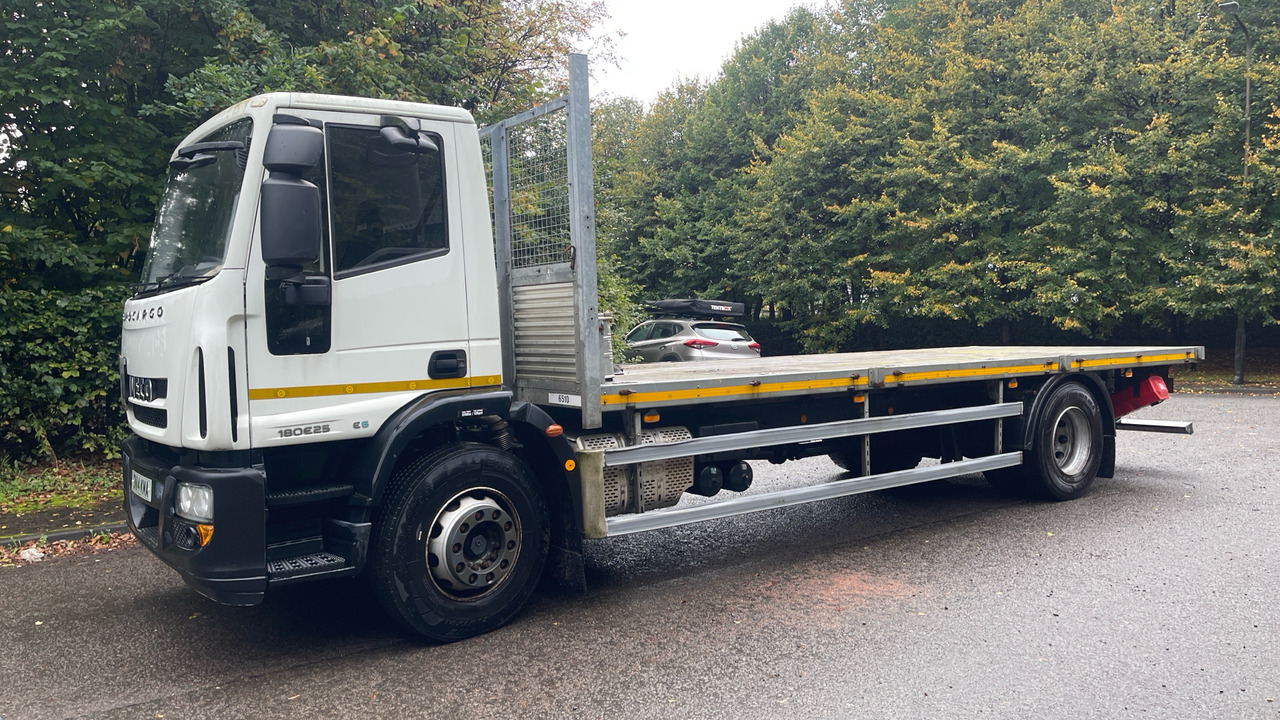 Iveco Eurocargo 180E25 - Грузовик бортовой/ Платформа: фото 2 Iveco Eurocargo 180E25 - Грузовик бортовой/ Платформа: фото 2
