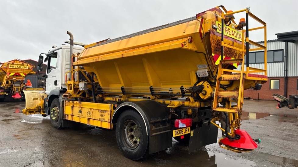MAN TGM 18.250 EURO 6 - Снегоуборочная машина: фото 3 MAN TGM 18.250 EURO 6 - Снегоуборочная машина: фото 3