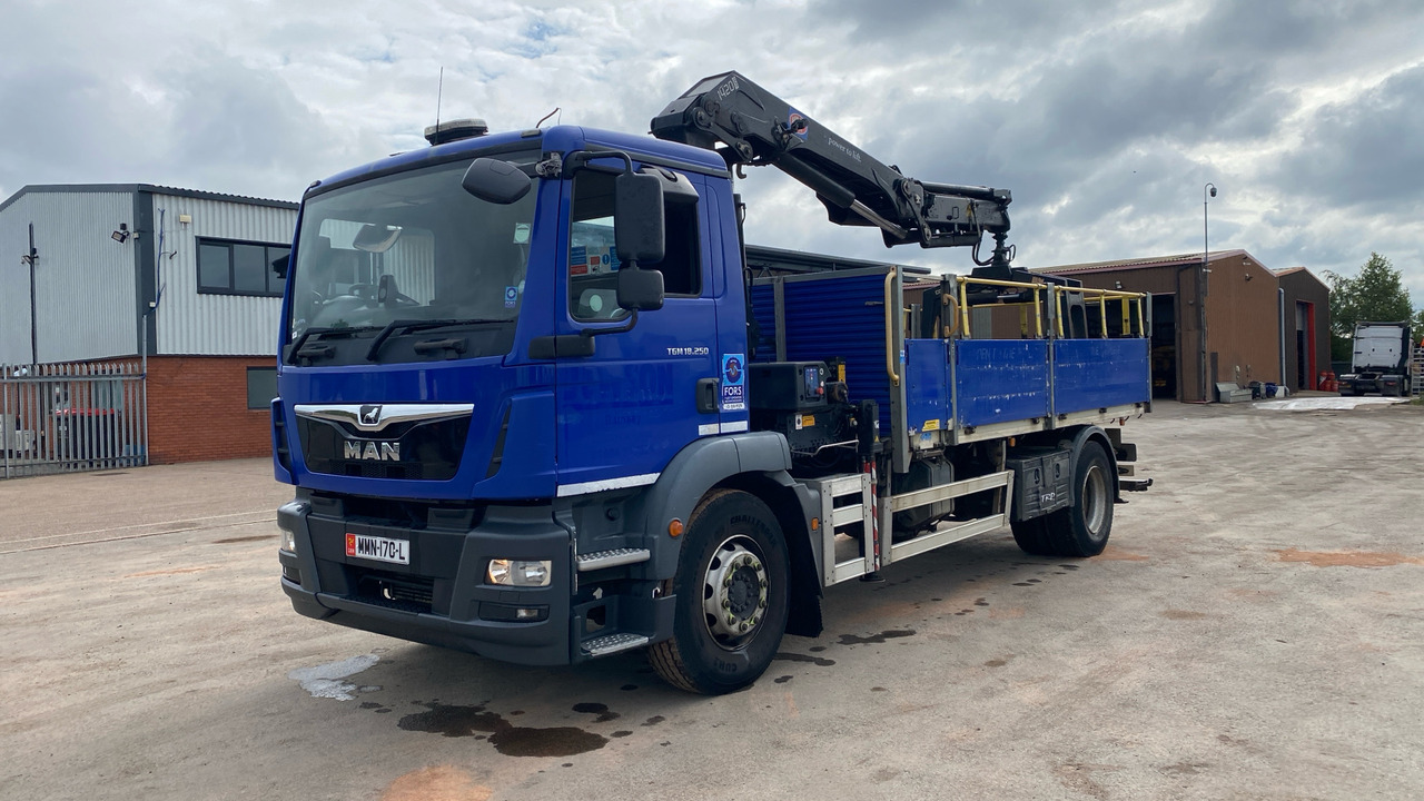 MAN TGM 18.250 - Грузовик бортовой/ Платформа, Автоманипулятор: фото 2 MAN TGM 18.250 - Грузовик бортовой/ Платформа, Автоманипулятор: фото 2