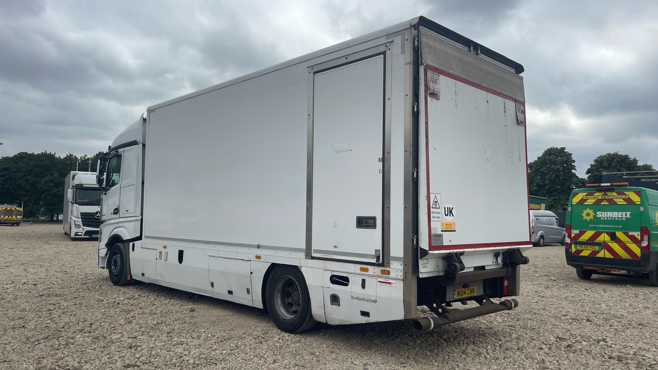 MERCEDES-BENZ ACTROS 1842 - Грузовик с закрытым кузовом: фото 3 MERCEDES-BENZ ACTROS 1842 - Грузовик с закрытым кузовом: фото 3
