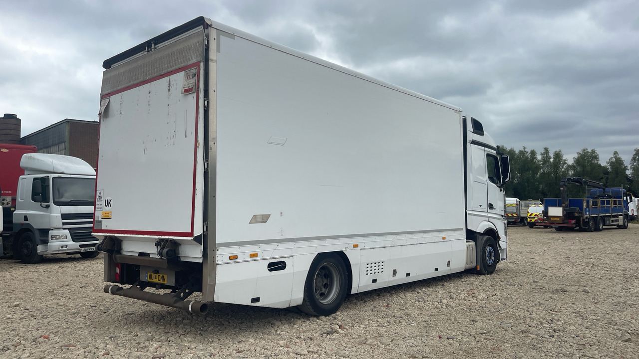 MERCEDES-BENZ ACTROS 1842 - Грузовик с закрытым кузовом: фото 4 MERCEDES-BENZ ACTROS 1842 - Грузовик с закрытым кузовом: фото 4