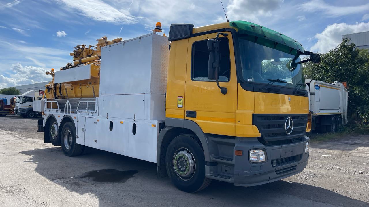 MERCEDES-BENZ ACTROS - Ассенизатор: фото 1 MERCEDES-BENZ ACTROS - Ассенизатор: фото 1