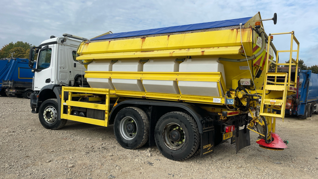 MERCEDES-BENZ AROCS 2632 - Снегоуборочная машина: фото 3 MERCEDES-BENZ AROCS 2632 - Снегоуборочная машина: фото 3