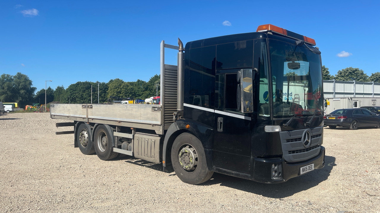 Mercedes-Benz Econic - Грузовик бортовой/ Платформа: фото 1 Mercedes-Benz Econic - Грузовик бортовой/ Платформа: фото 1