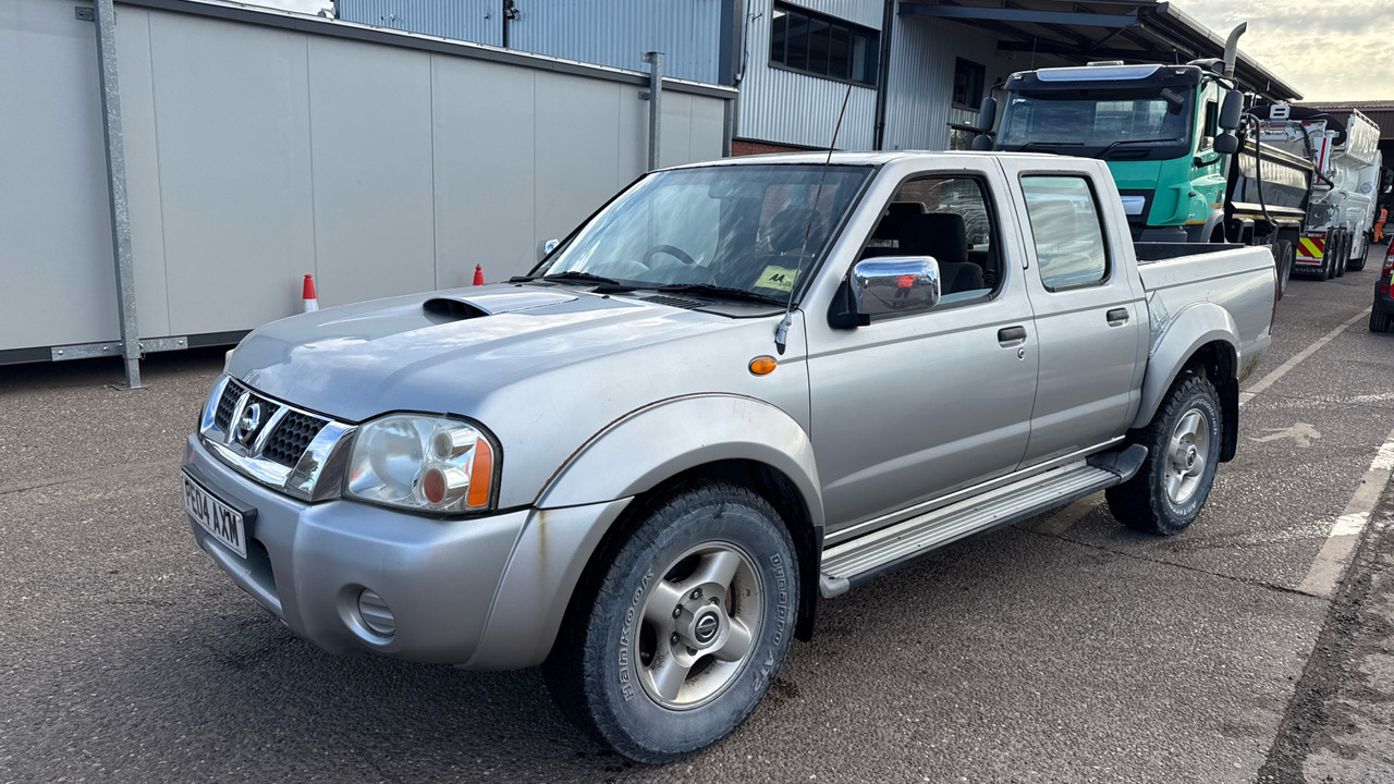 NISSAN D22 2.5 DI - Пикап, Грузопассажирский фургон: фото 2 NISSAN D22 2.5 DI - Пикап, Грузопассажирский фургон: фото 2