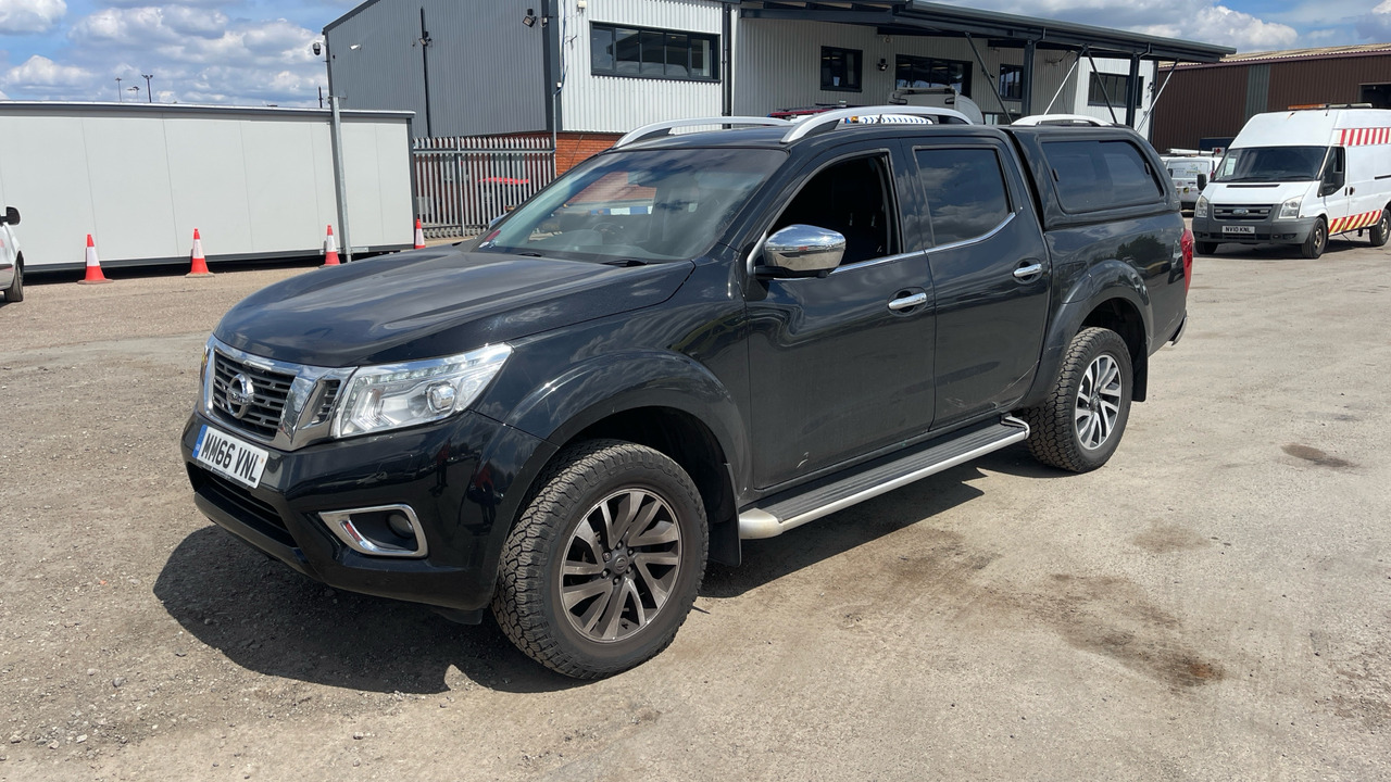 NISSAN NAVARA TEKNA 2.3 DCI 190PS - Пикап, Грузопассажирский фургон: фото 2 NISSAN NAVARA TEKNA 2.3 DCI 190PS - Пикап, Грузопассажирский фургон: фото 2