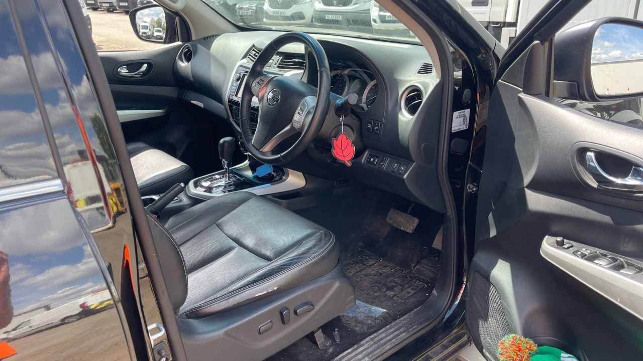 NISSAN NAVARA TEKNA 2.3 DCI 190PS - Пикап, Грузопассажирский фургон: фото 5 NISSAN NAVARA TEKNA 2.3 DCI 190PS - Пикап, Грузопассажирский фургон: фото 5
