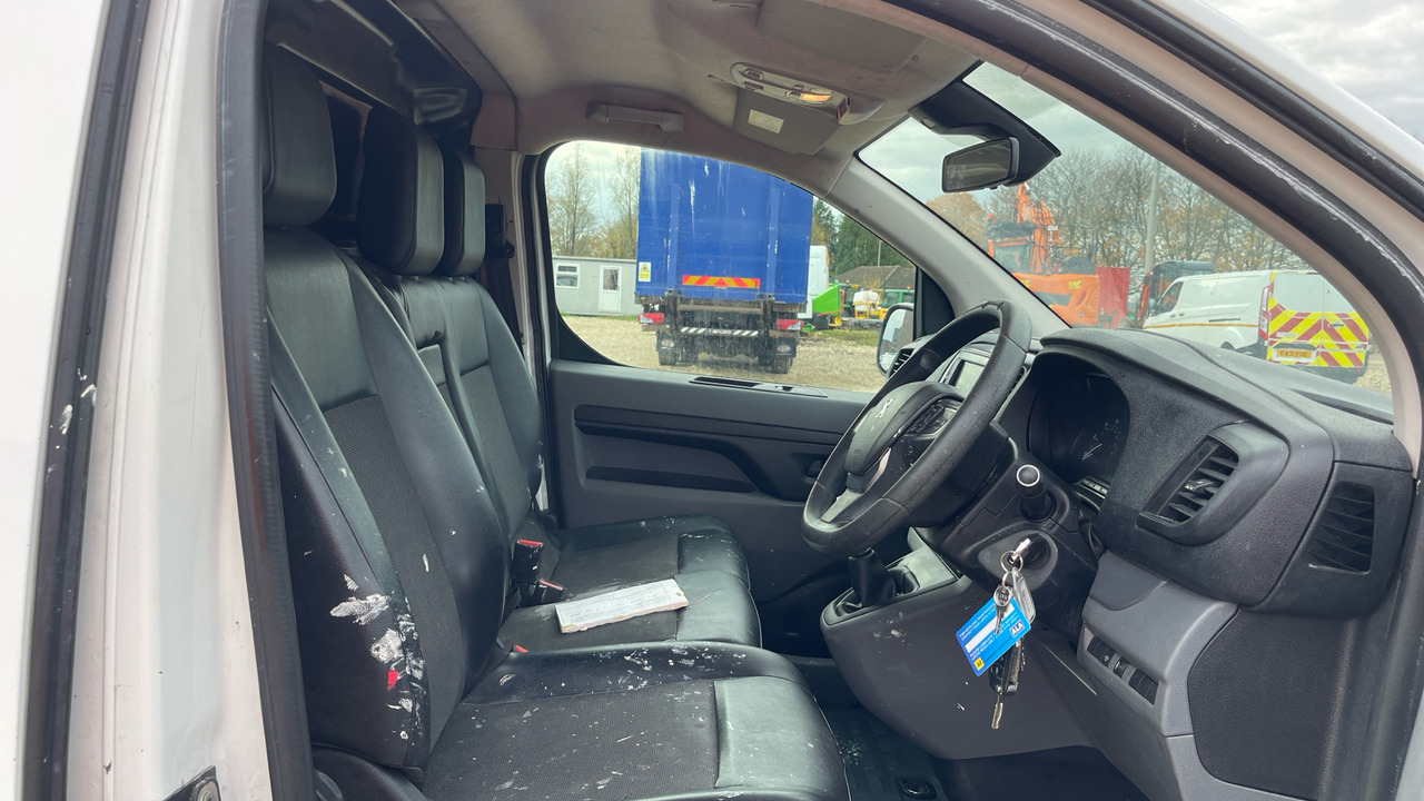 PEUGEOT EXPERT 1200 1.5 BLUE HDI 100PS - Легковой фургон: фото 5 PEUGEOT EXPERT 1200 1.5 BLUE HDI 100PS - Легковой фургон: фото 5