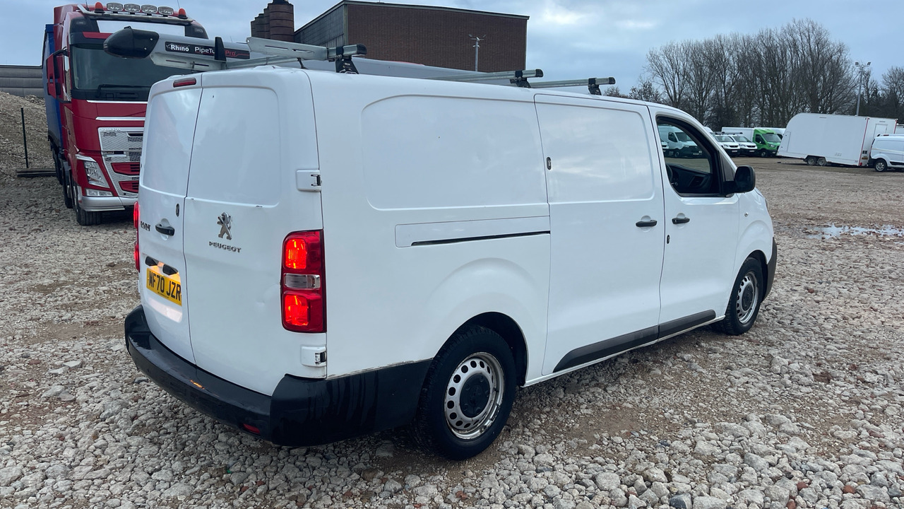 PEUGEOT EXPERT PROFESSIONAL 1.5 BLUEHDI - Цельнометаллический фургон: фото 4 PEUGEOT EXPERT PROFESSIONAL 1.5 BLUEHDI - Цельнометаллический фургон: фото 4