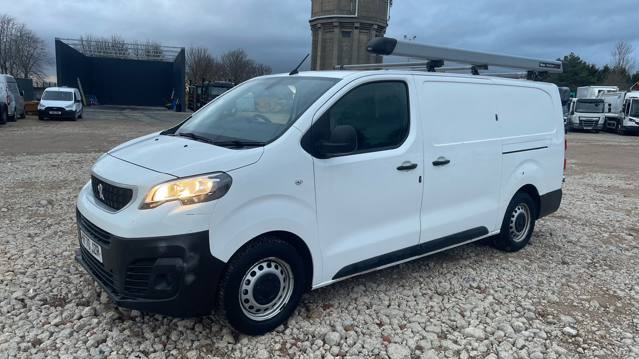 PEUGEOT EXPERT PROFESSIONAL 1.5 BLUEHDI - Цельнометаллический фургон: фото 2 PEUGEOT EXPERT PROFESSIONAL 1.5 BLUEHDI - Цельнометаллический фургон: фото 2