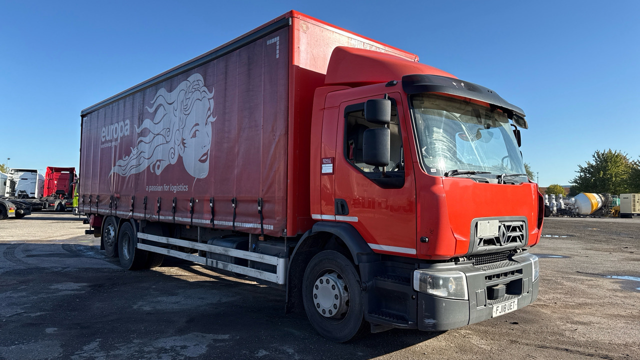 RENAULT D 26 - Тентованный грузовик: фото 1 RENAULT D 26 - Тентованный грузовик: фото 1