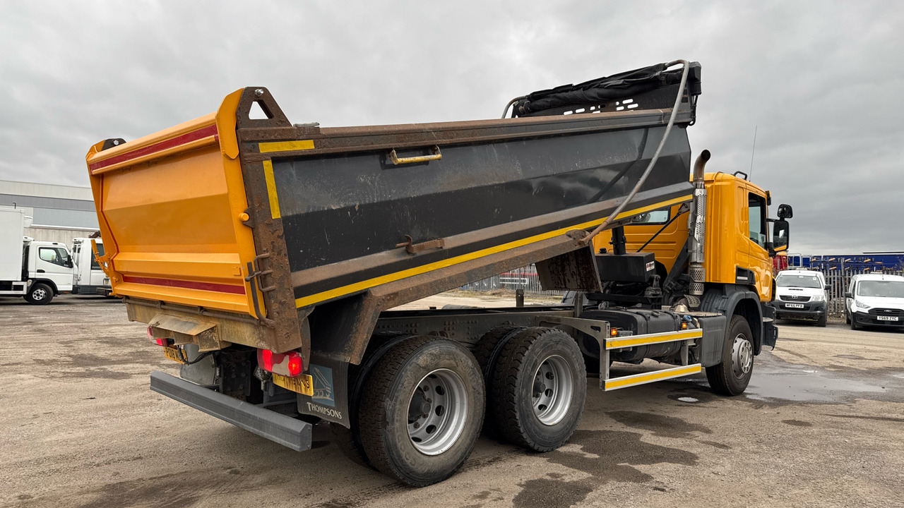 SCANIA P 320 - Самосвал: фото 4 SCANIA P 320 - Самосвал: фото 4