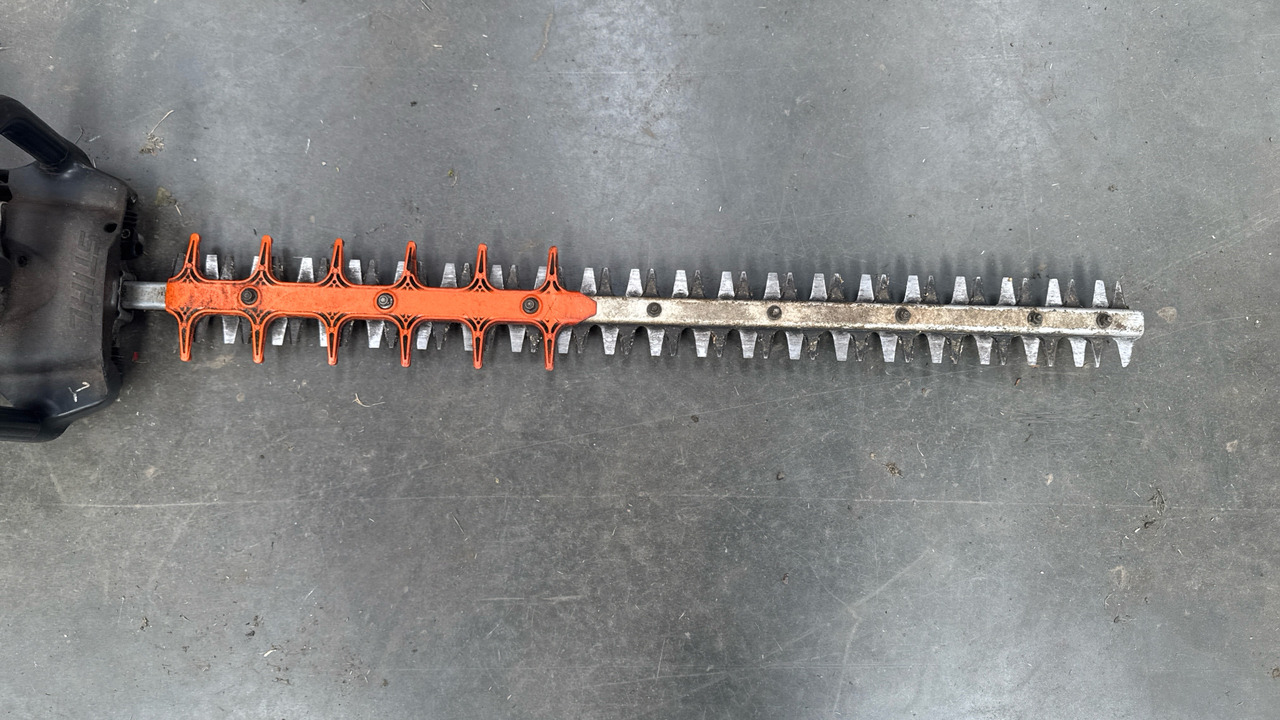 STIHL HS B2 RC HEDGE CUTTER - Строительное оборудование: фото 5 STIHL HS B2 RC HEDGE CUTTER - Строительное оборудование: фото 5