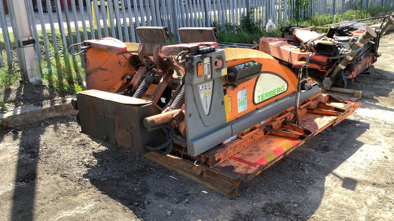 TERBERG TWIN BIN LIFT - Строительное оборудование: фото 1 TERBERG TWIN BIN LIFT - Строительное оборудование: фото 1