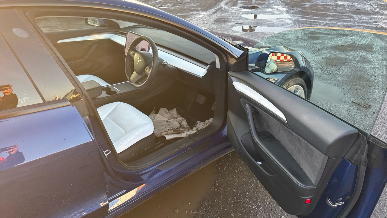 TESLA MODEL 3 LONG RANGE DUAL MOTOR - Седан: фото 5 TESLA MODEL 3 LONG RANGE DUAL MOTOR - Седан: фото 5