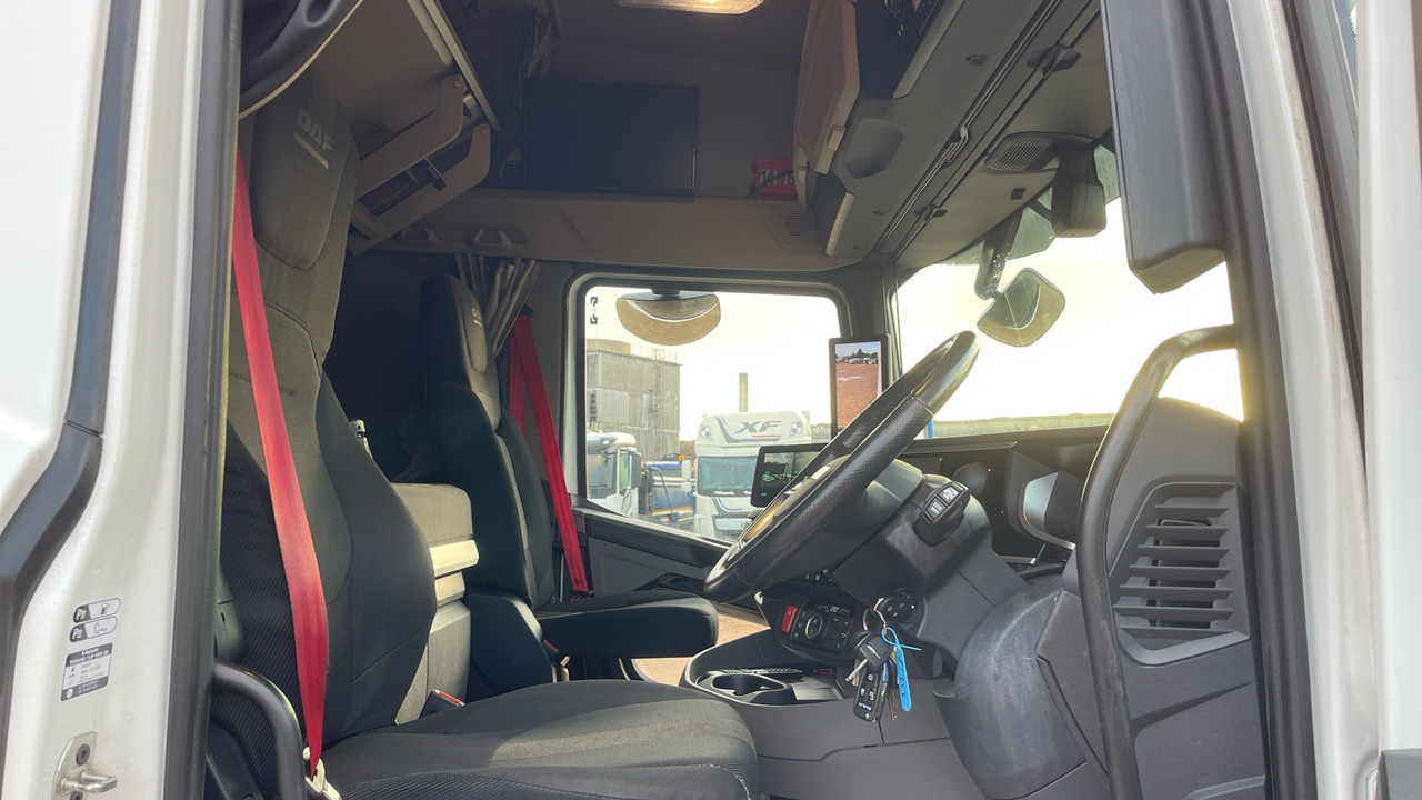 DAF XF 530 - Тягач: фото 5 DAF XF 530 - Тягач: фото 5