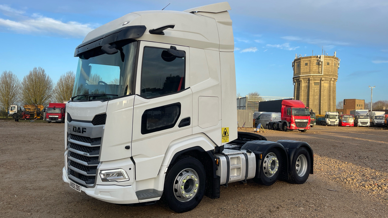 DAF XF 530 - Тягач: фото 2 DAF XF 530 - Тягач: фото 2