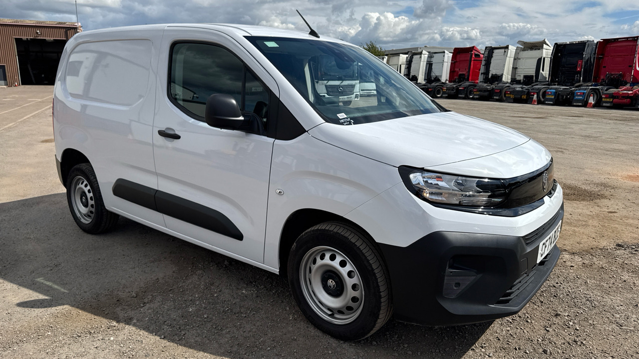Vauxhall Combo 1.5 TURBO D 100PS PRIME - Легковой фургон: фото 1 Vauxhall Combo 1.5 TURBO D 100PS PRIME - Легковой фургон: фото 1